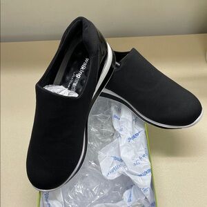 Walking Cradles Black Slip-On Loafers women Dash Black stretch w-137301 7.5 M